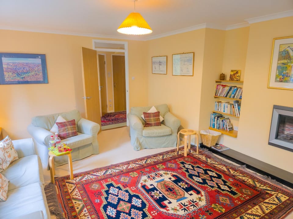 Communal lounge/ TV room, Living room