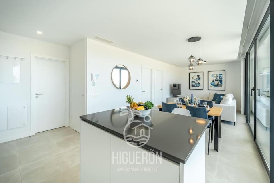 HigueronRentals Sweet Blue Apartment in Fuengirola