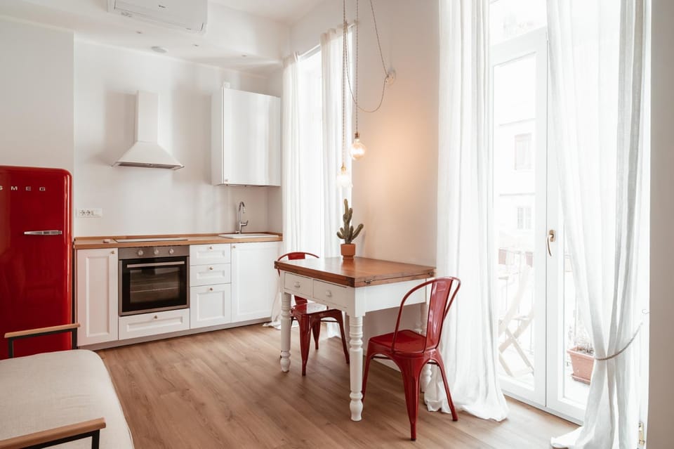 Balcony/Terrace, Balcony/Terrace, Kitchen or kitchenette, Living room, Dining area, internet, internet, minibar, oven, stove