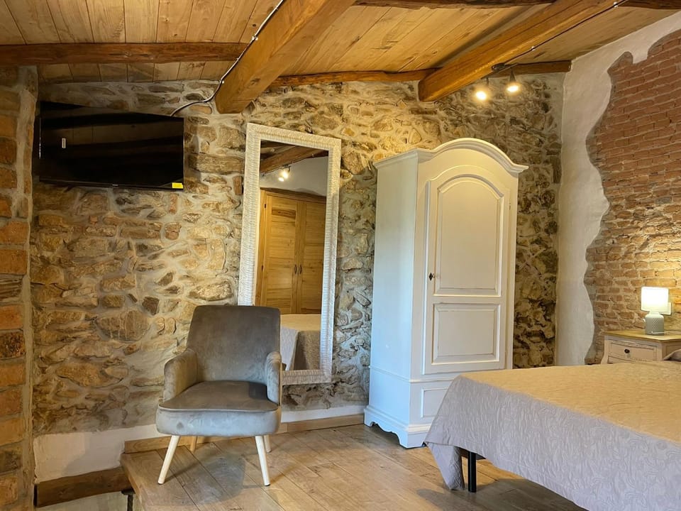 Antica Dimora Fora e' Muros AMMENTOS POSADA Apartment in Sardinia