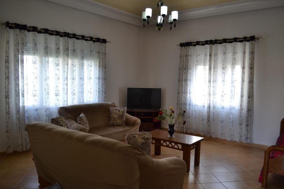 Cheap'n cosy Apartment in Tirana