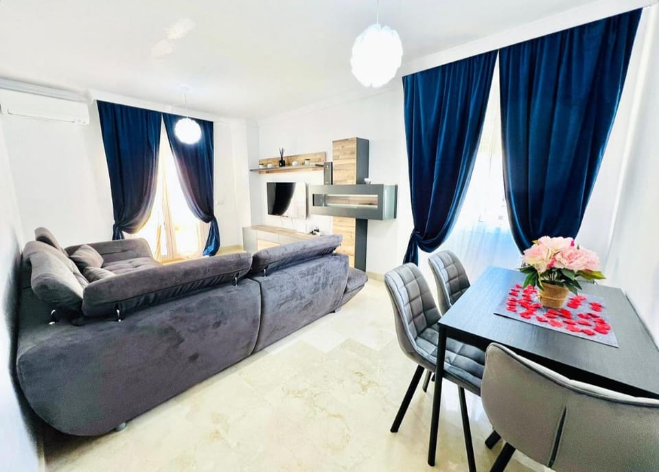 Apartamento cerca del mar Apartment in Roquetas de Mar