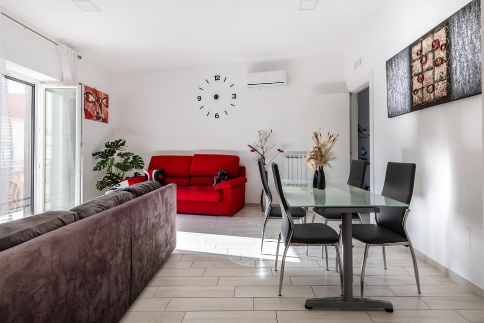Living room, Dining area, air conditioner