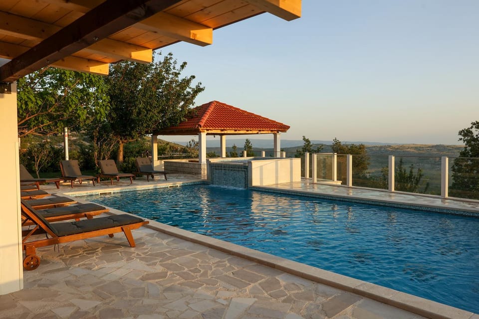 "Villa Nino",luxury oasis near Split,8 pax Villa in Split-Dalmatia County