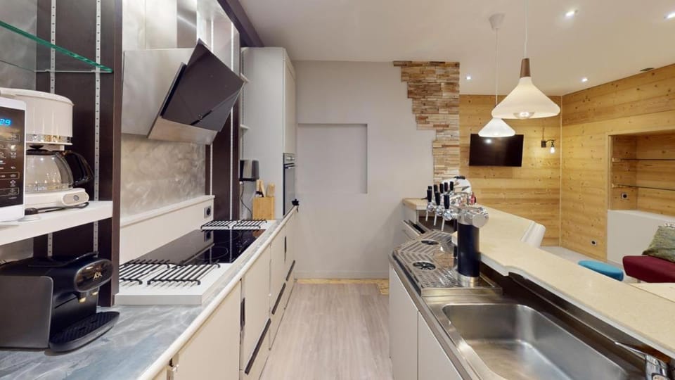 Kitchen or kitchenette, stove