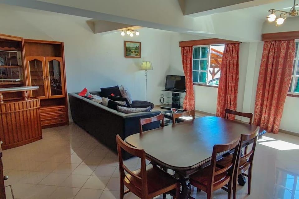 The funny and Relax apartment with terrace & view Apartment in Madeira District