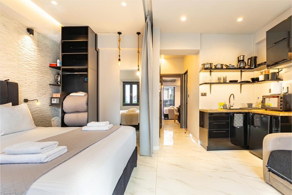 Bed, Kitchen or kitchenette, Living room, oven, stove
