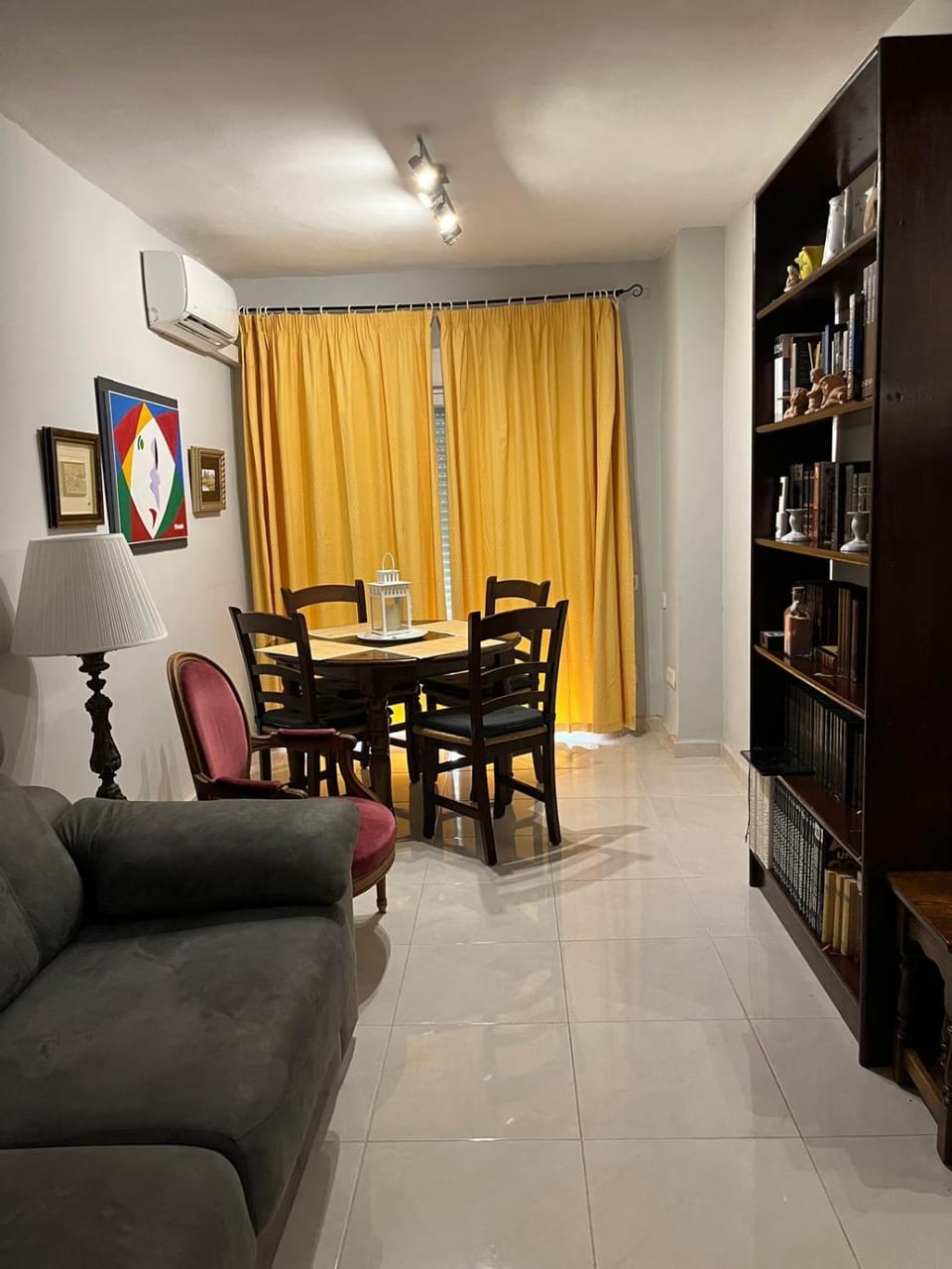 Lounge or bar