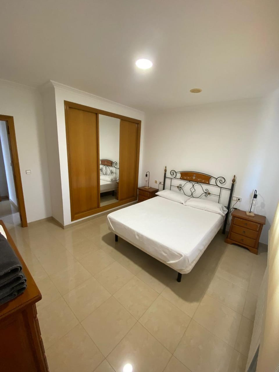 Apartamento de 2 dormitorios At1 en Sanxenxo con vistas al mar y piscina Apartment in Sanxenxo