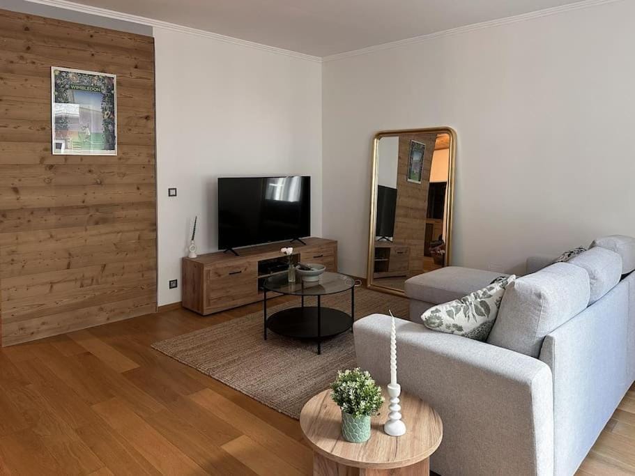 Hypercentre 80m2, à deux pas du Château des Rohan Apartment in Grand Est