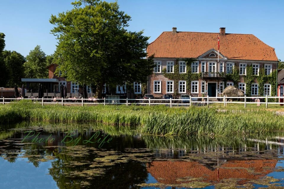 Property building, Natural landscape, Lake view, Landmark view