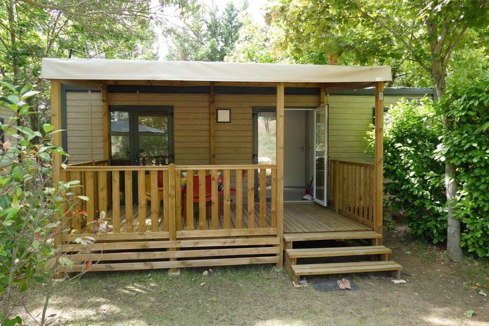 camping le Vieux Colombier Campground/ 
RV Resort in Provence-Alpes-Côte d'Azur