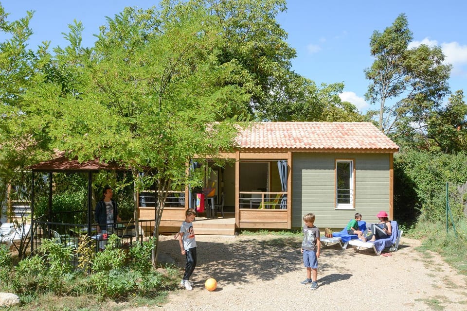 camping le Vieux Colombier Campground/ 
RV Resort in Provence-Alpes-Côte d'Azur