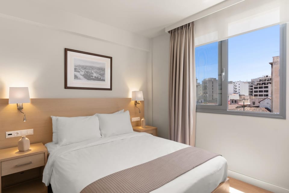 Bed, Bedroom, City view