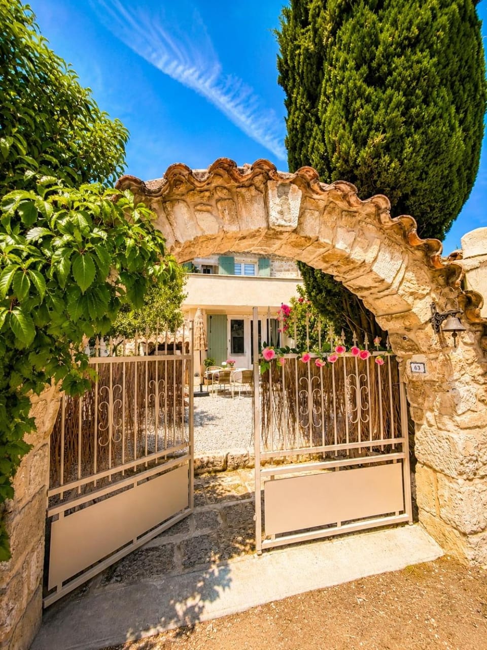La Bohème Mouriès House in Arles