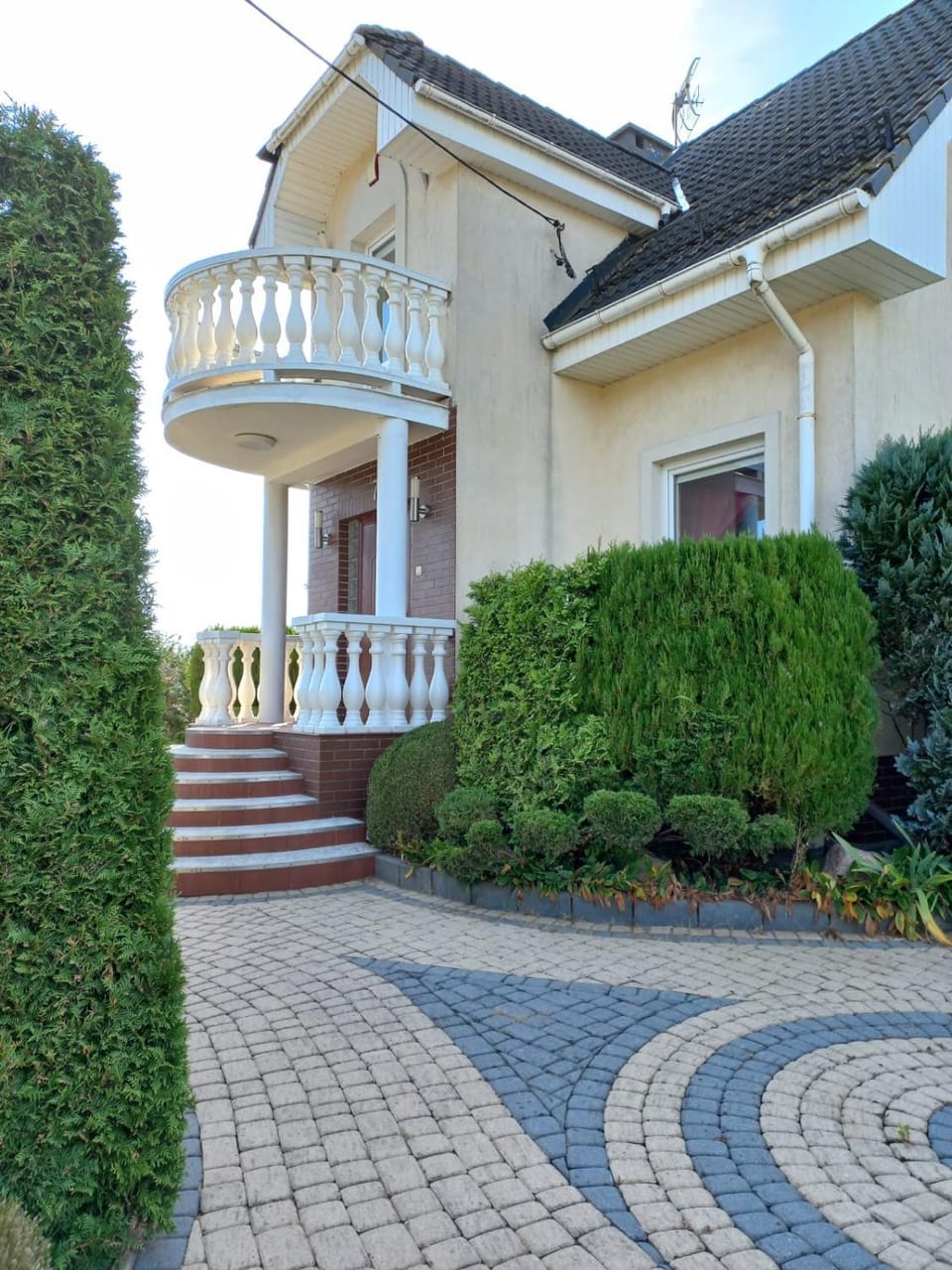 JUNONA dom 10 -15 os z ogrodem, obok Stegna i Jantar, morze bez tłumów House in Pomeranian Voivodeship