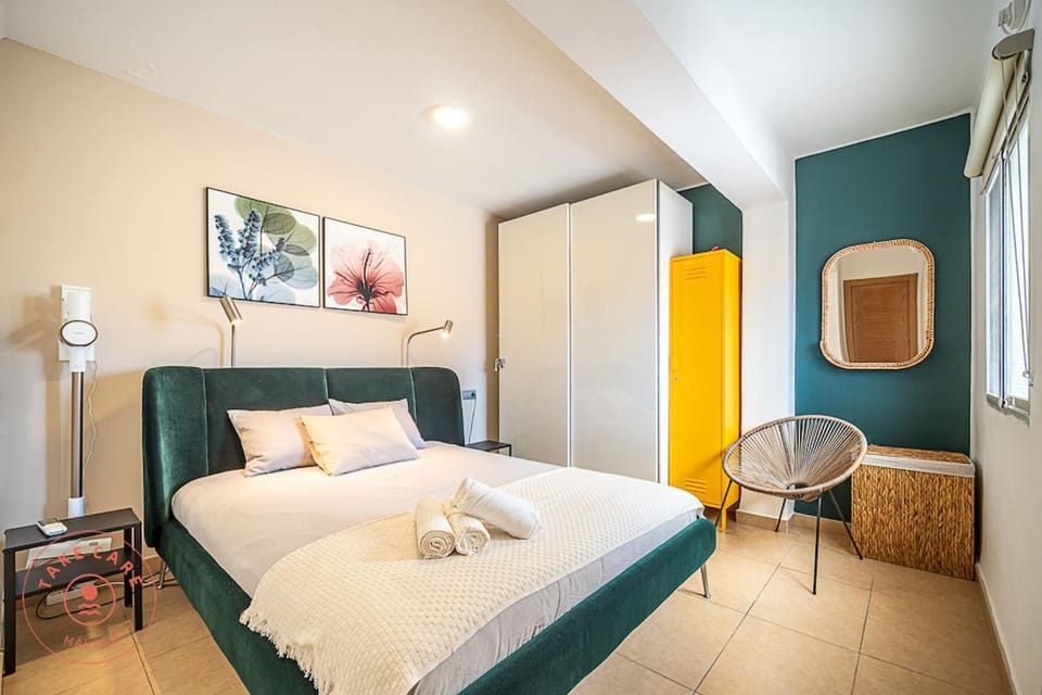 Bed, Bedroom