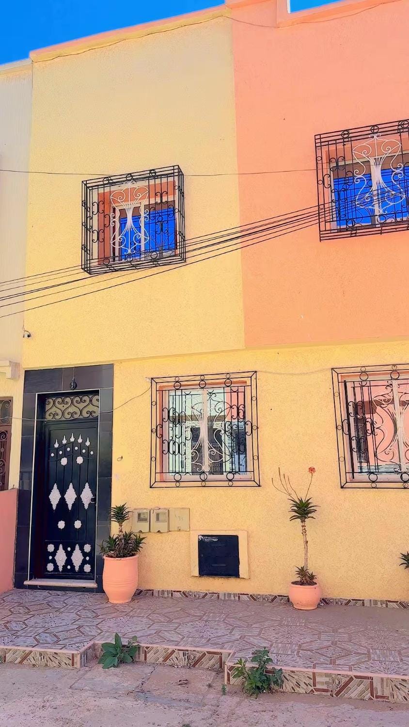 يطلب عقد الزواج بالنسبة للمغاربة A marriage certificate is required for Apartment in Essaouira