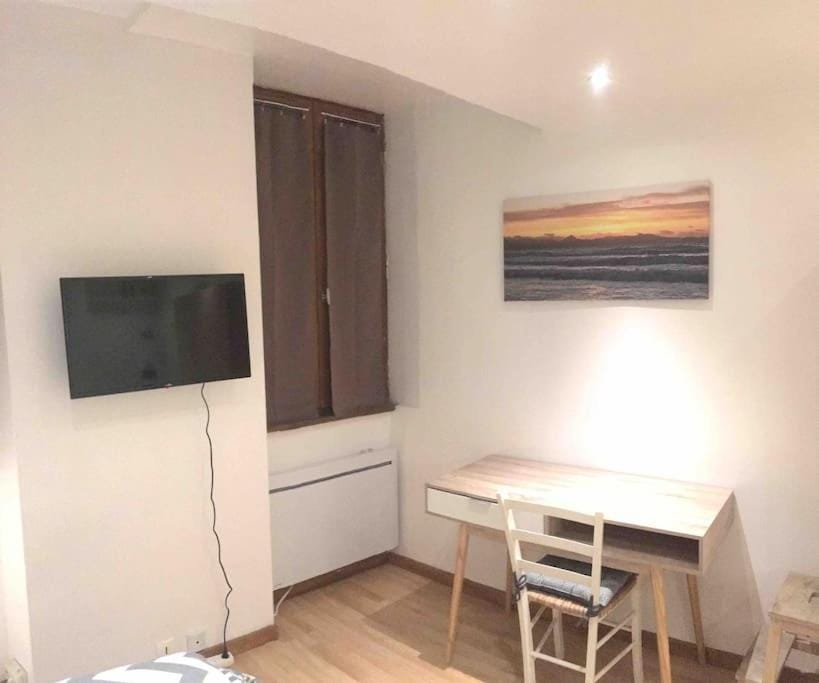 Studio CORSICA Apartment in Chambery