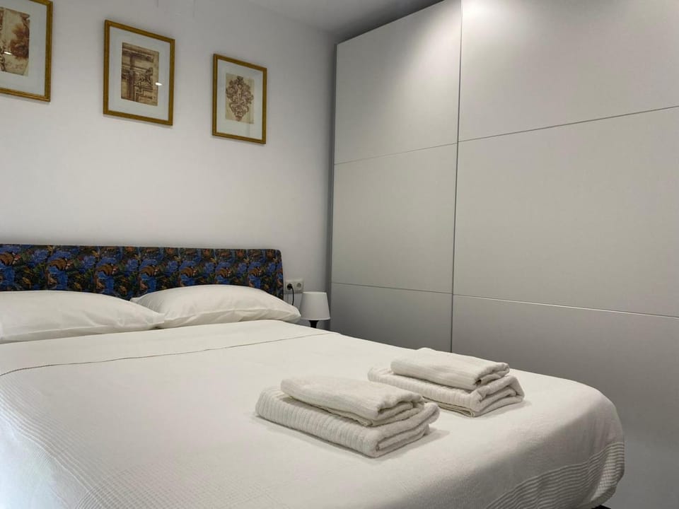 Bed, wardrobe, air conditioner
