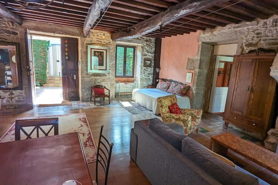 Casita de piedra de 1900 Restaurada House in Vigo