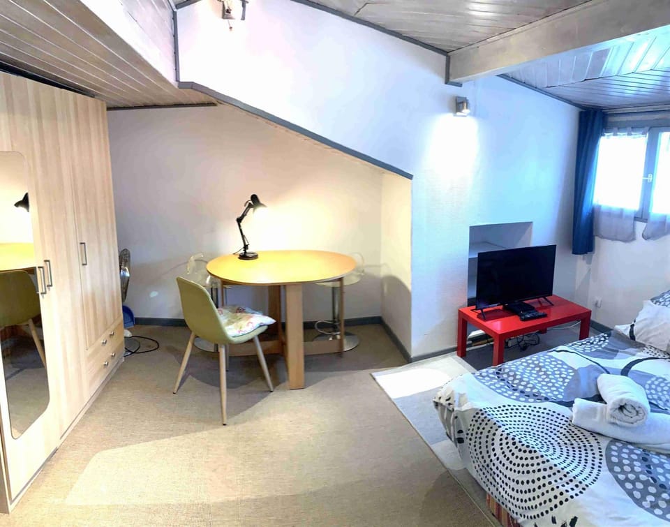 Studio ITALY Apartment in Chambery