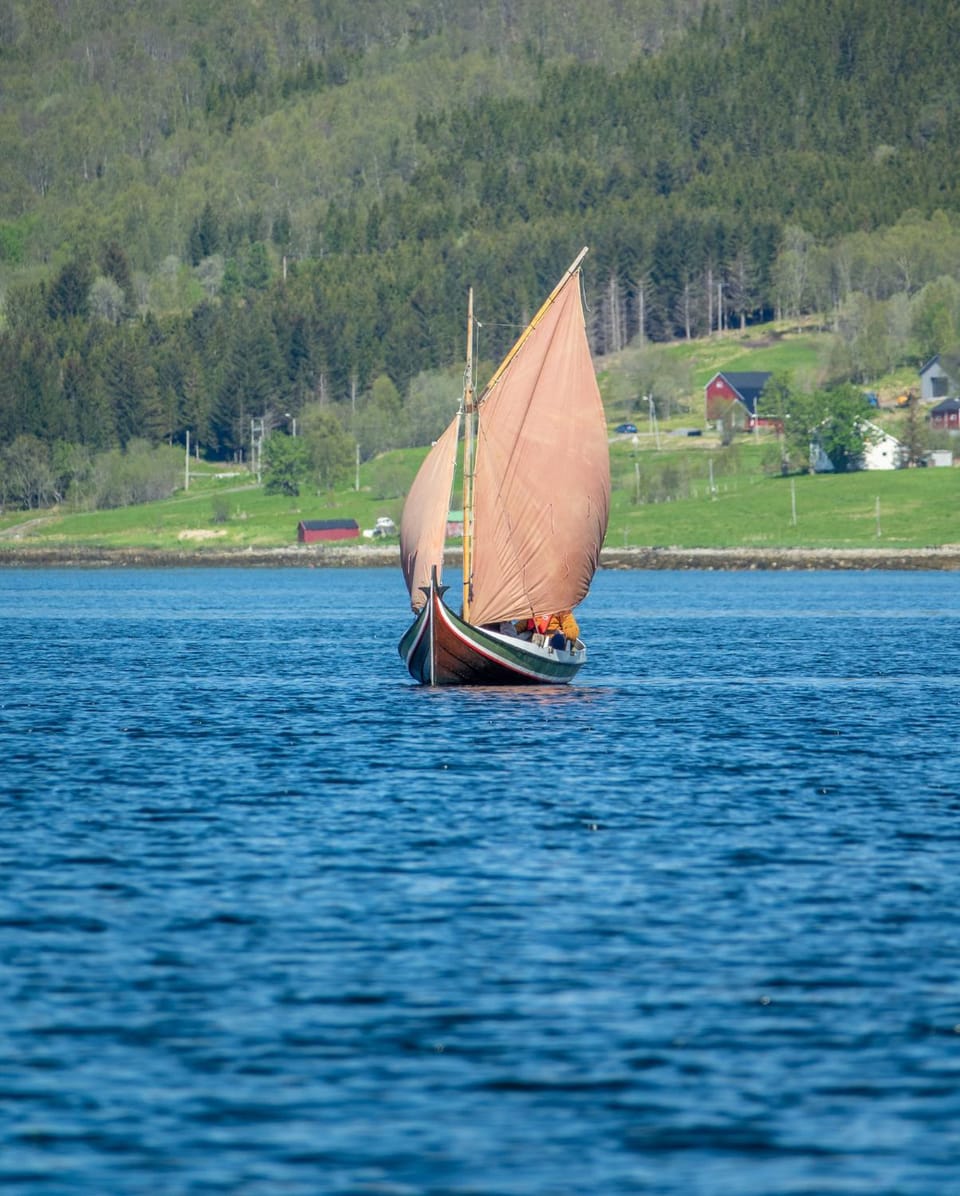 Rorbuer på Lenvik Museum Apartment in Nordland, Norway