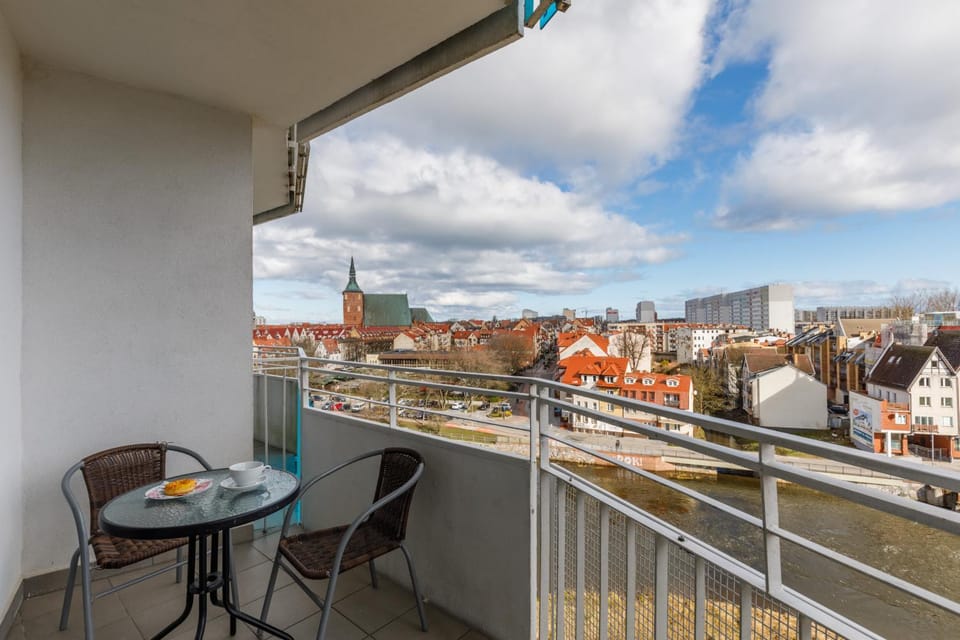 Day, View (from property/room), Balcony/Terrace, City view