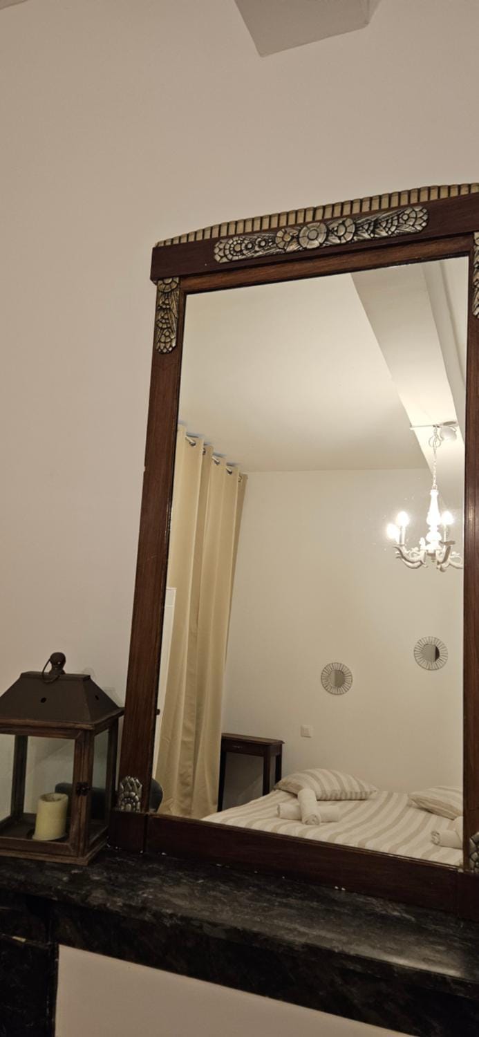 Bed, Decorative detail