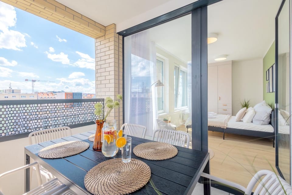 View (from property/room), Balcony/Terrace, Seating area