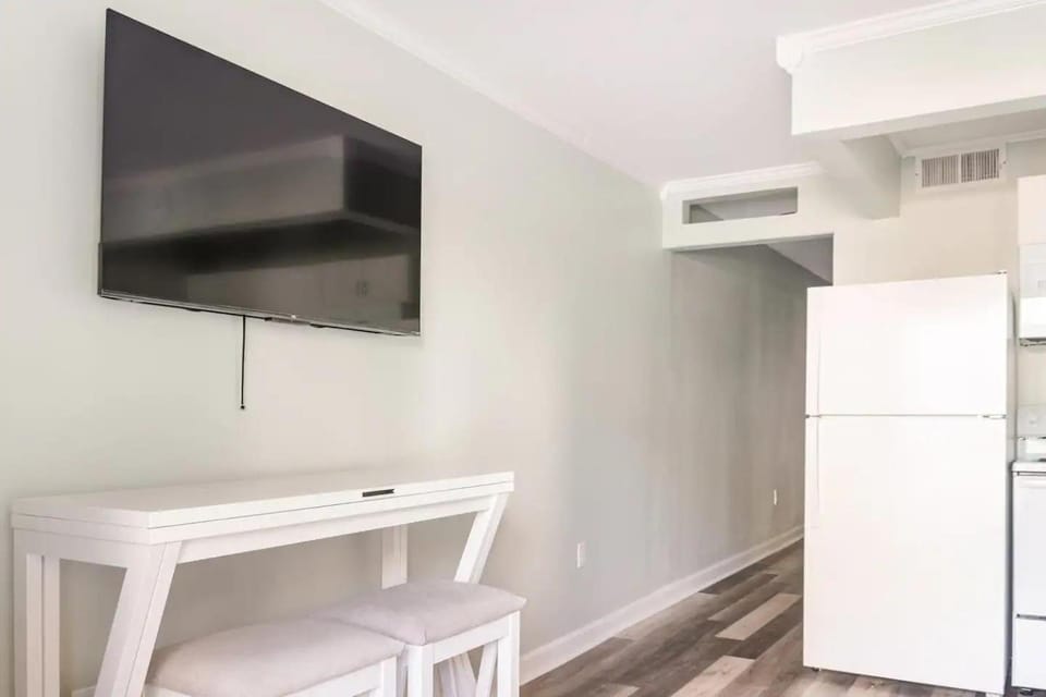 TV and multimedia, Dining area, Evening entertainment