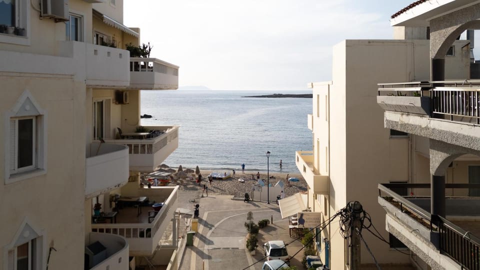 Day, Neighbourhood, View (from property/room), Balcony/Terrace, Beach, Sea view, Street view, Location
