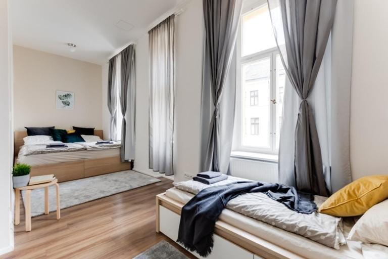 Bed, Photo of the whole room, Bedroom, towels