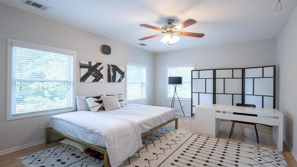 West Midtown 2 2 - Top Floor private parking Apartment in Atlanta