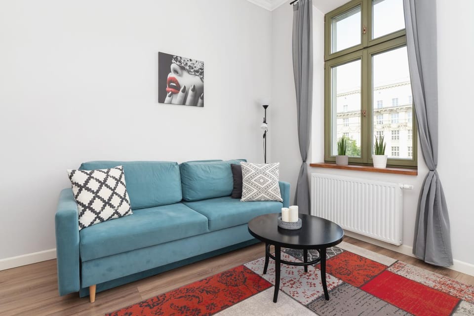 Living room, Seating area, internet