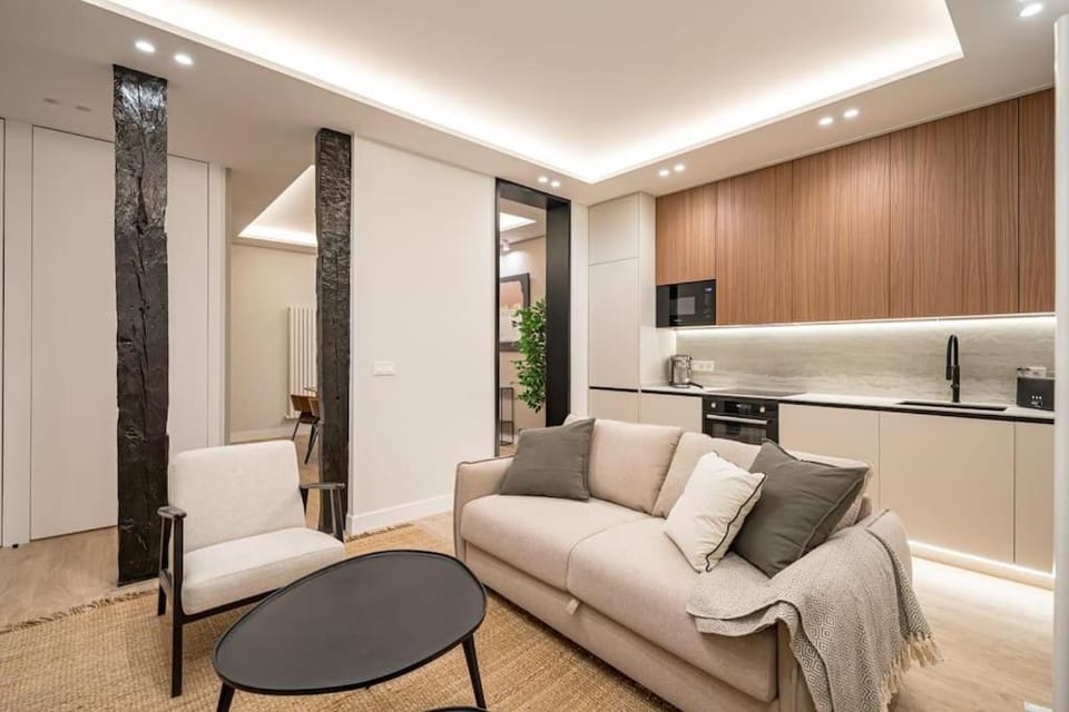 Kitchen or kitchenette, Living room