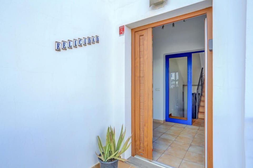 casa FELICIDAD House in Playa Blanca