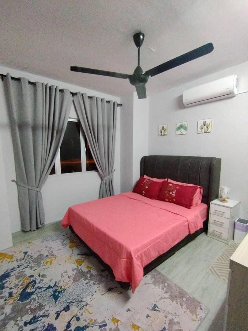 Homestay D'Humairah kg Chabau JASIN House in Malaysia
