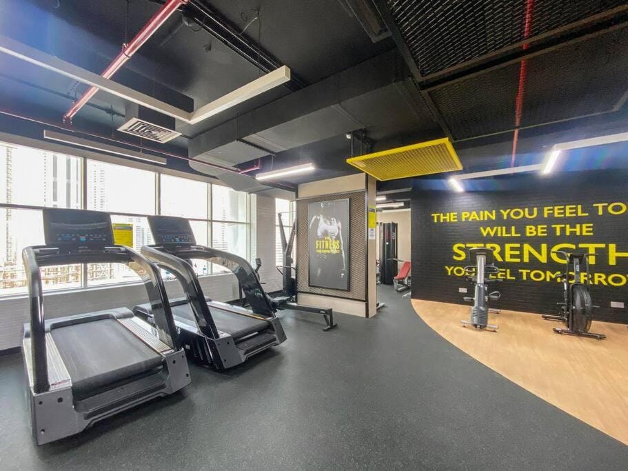Renovated Studio next to Dubai Mall & Burj Khalifa Apartment in Dubai