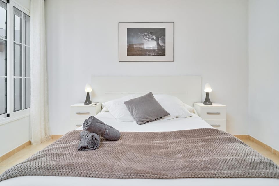 Living room, Bedroom