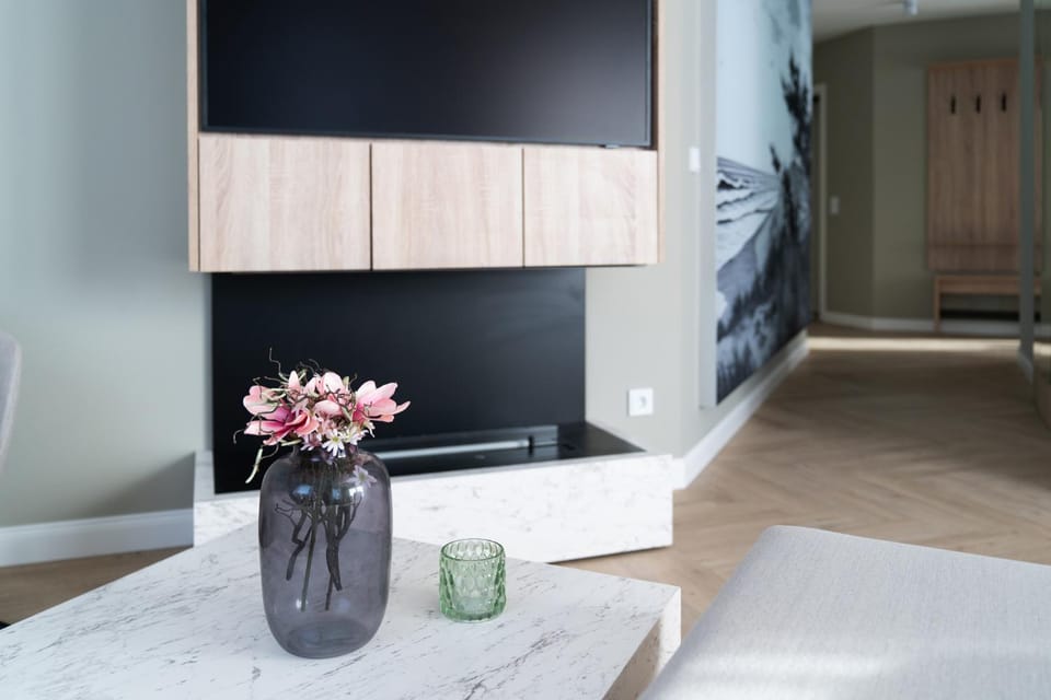 Living room, fireplace