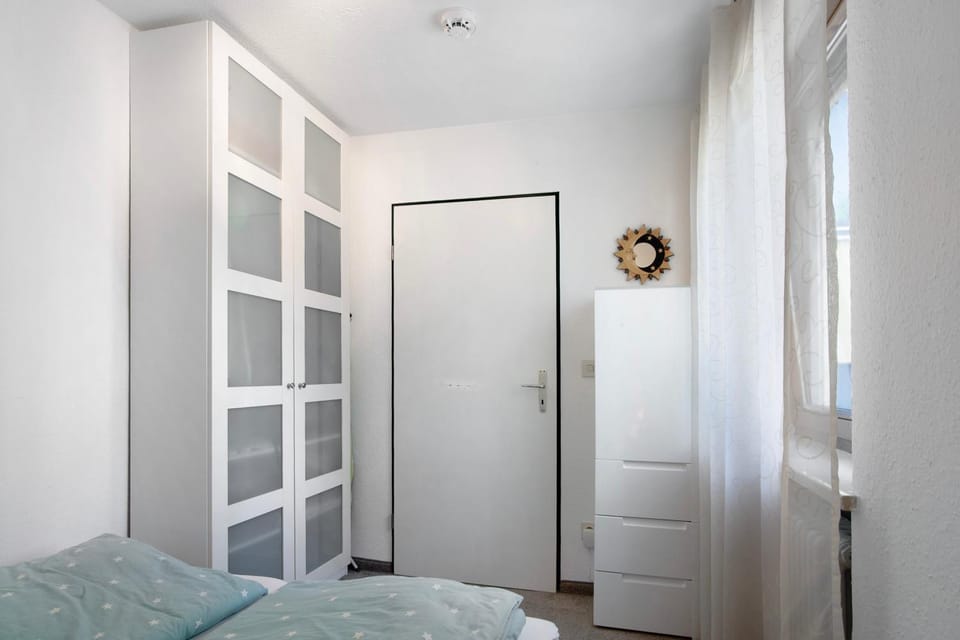 Property building, Living room, Bedroom