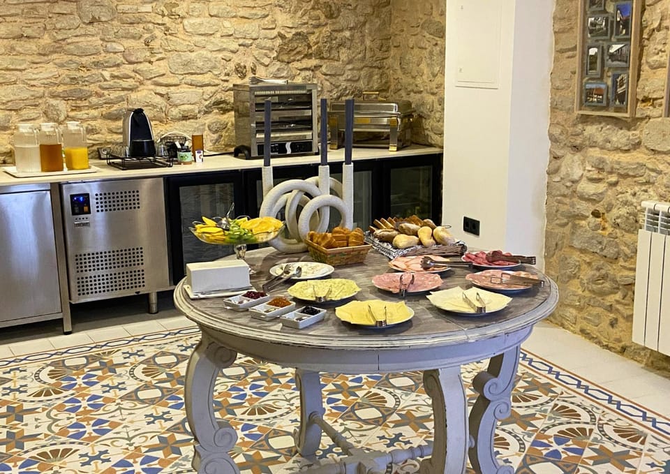 Restaurant/places to eat, Food, Dinner, Drinks