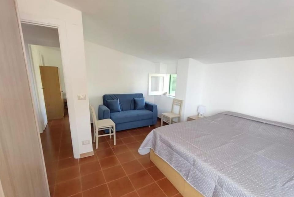 Living room, Bedroom