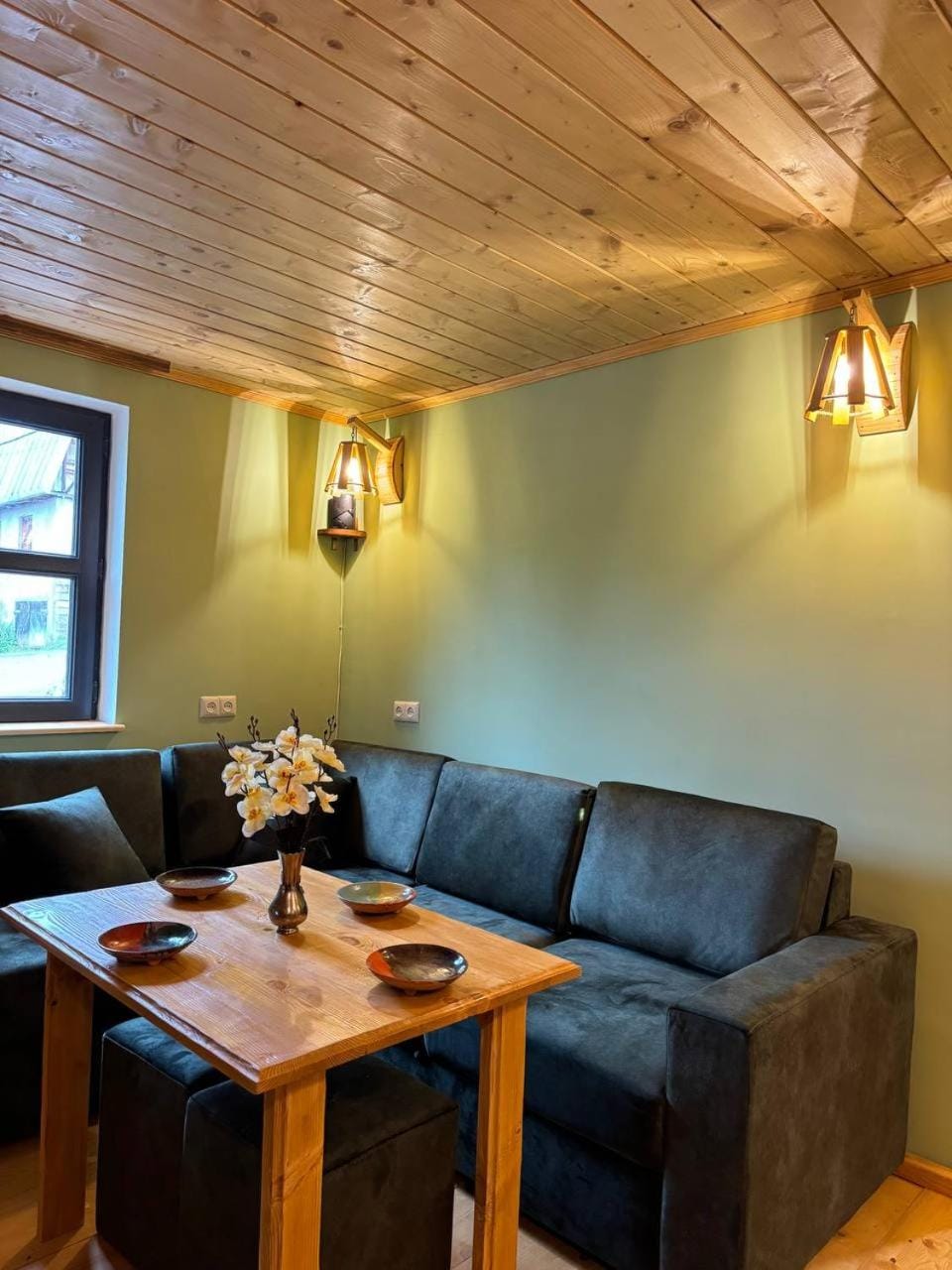 Living room, Seating area