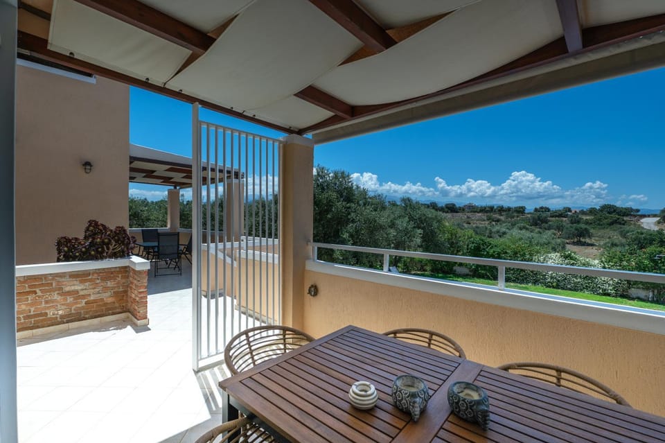 Patio, Day