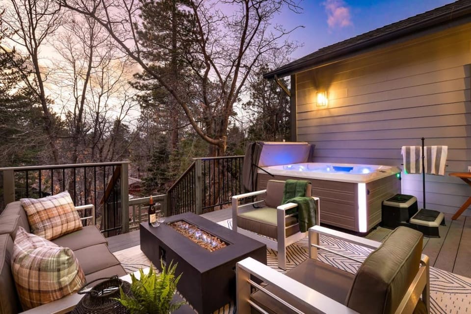 Hot Tub, Balcony/Terrace