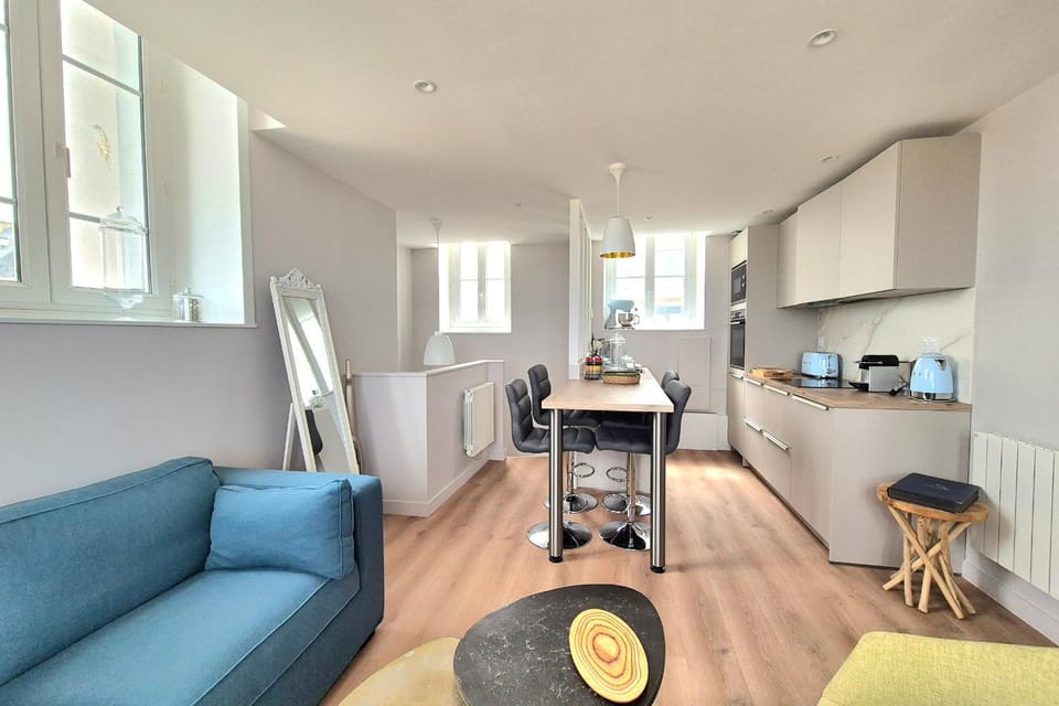 Bright duplex with magnificent sea views Apartment in St-Malo
