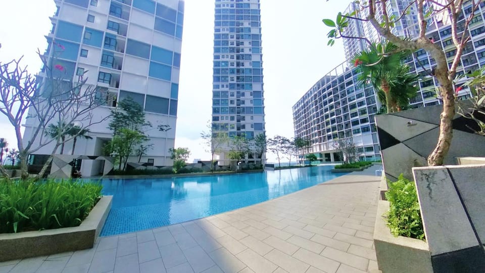 Property building, Swimming pool