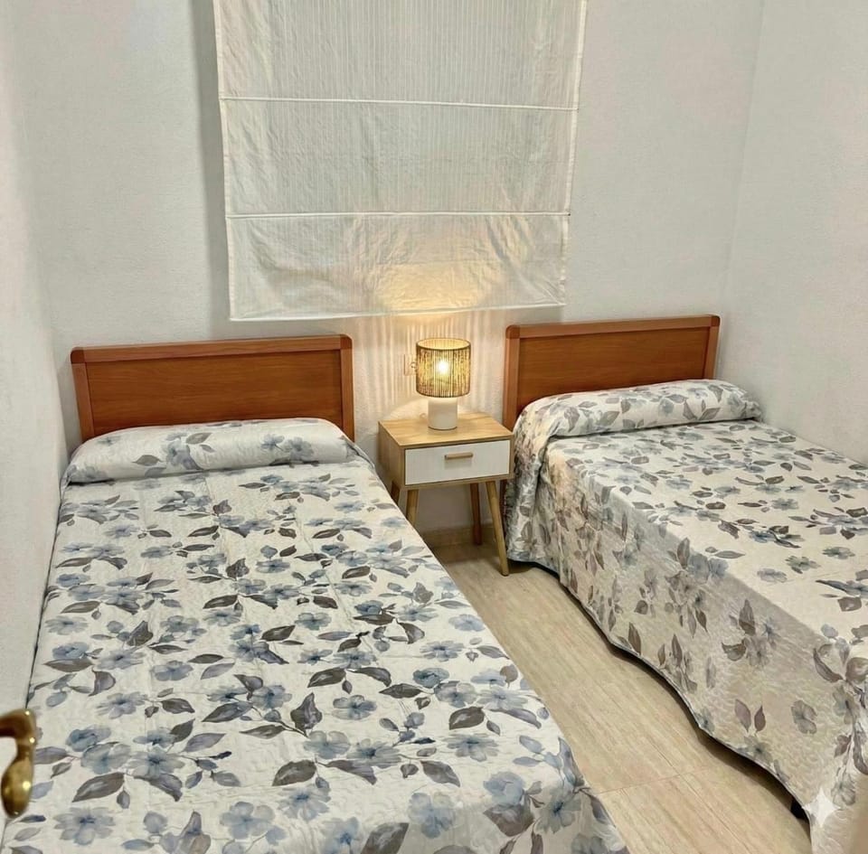 Apartamento en la playa de Oropesa con piscina Apartment in Valencian Community